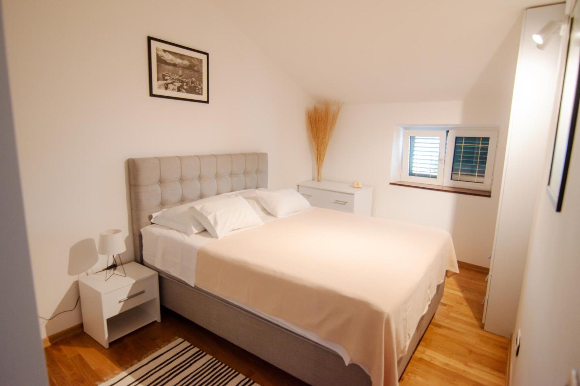 City Center Apartments Tivat Ngoại thất bức ảnh
