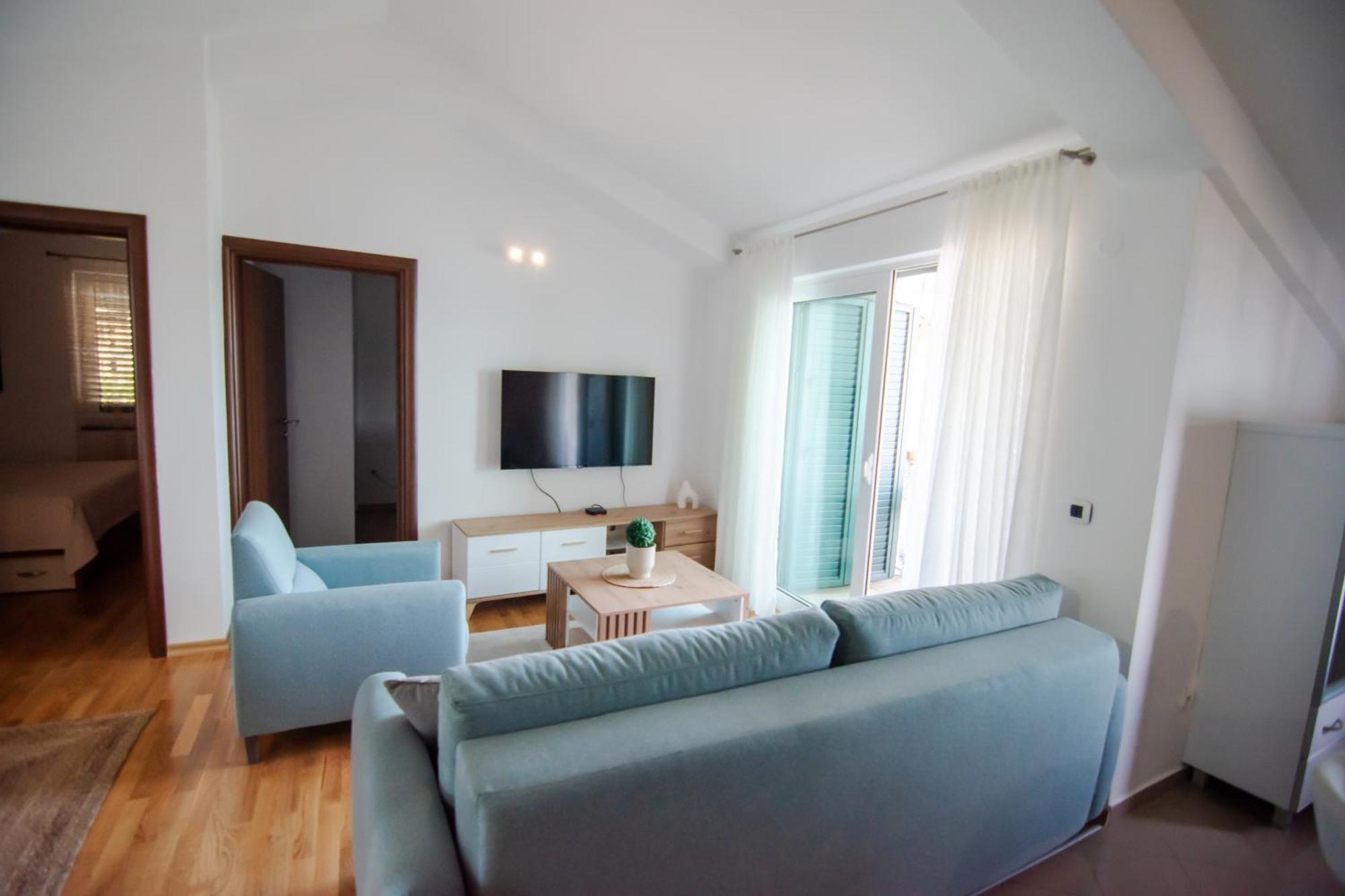 City Center Apartments Tivat Ngoại thất bức ảnh